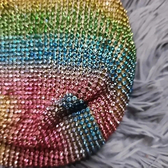 "Women's Rhinestone Mini Bucket Bag: Glamorous and Chic Fashion Accessory" - Picture 6 of 9